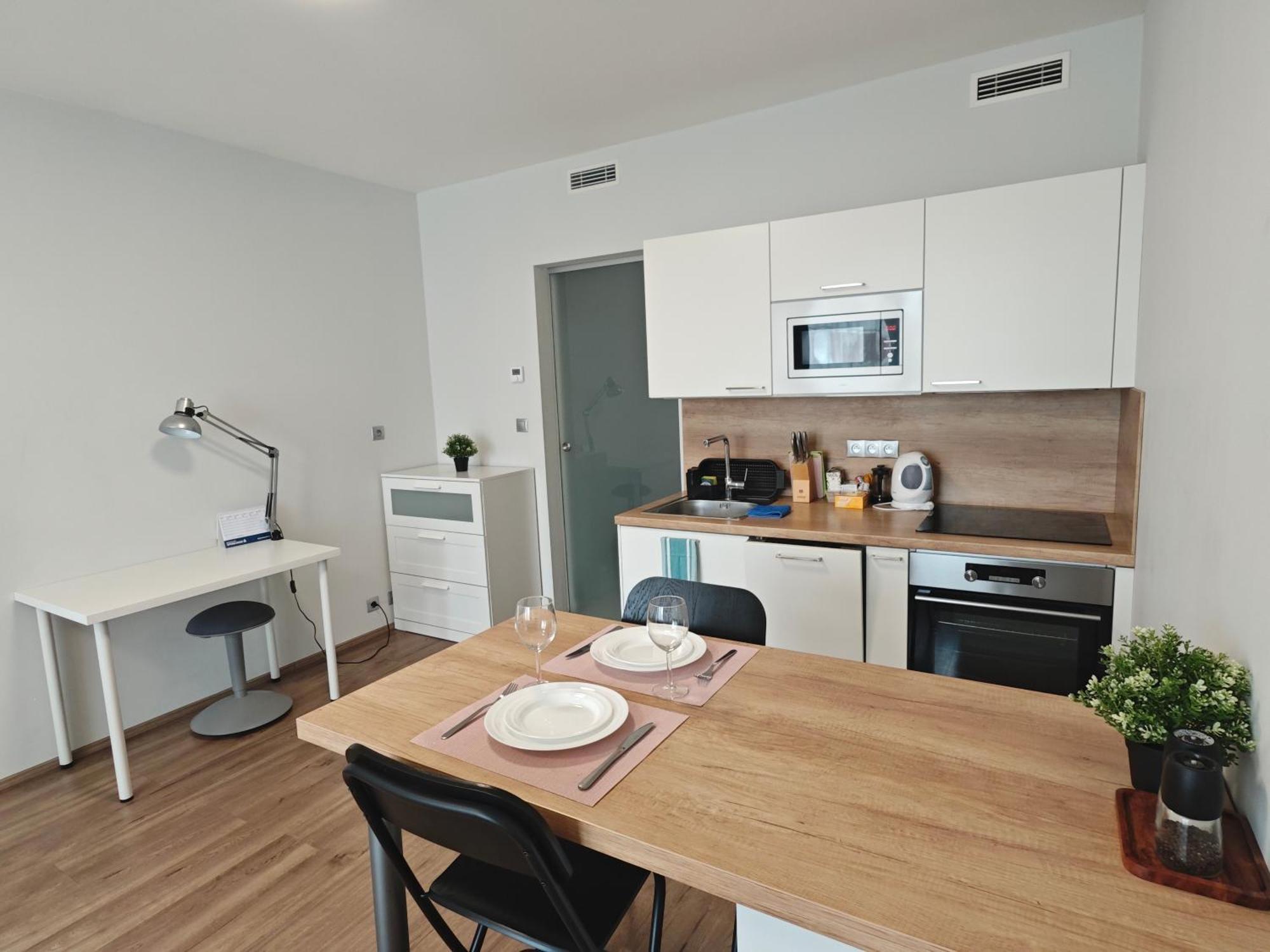 פראג Comfort Flat With Great Location מראה חיצוני תמונה