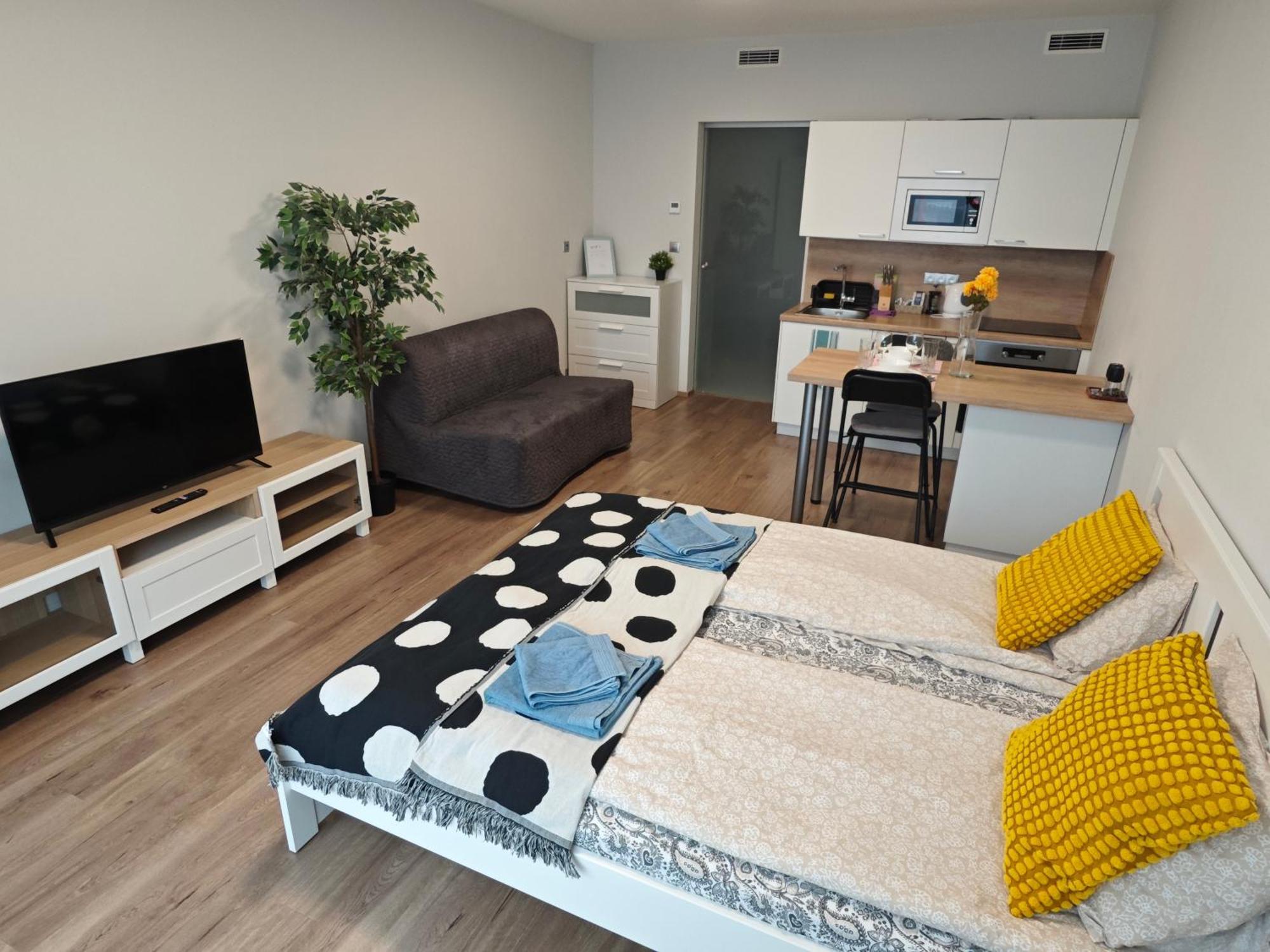 פראג Comfort Flat With Great Location מראה חיצוני תמונה